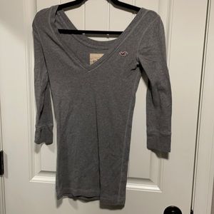Grey Hollister 3/4 sleeve